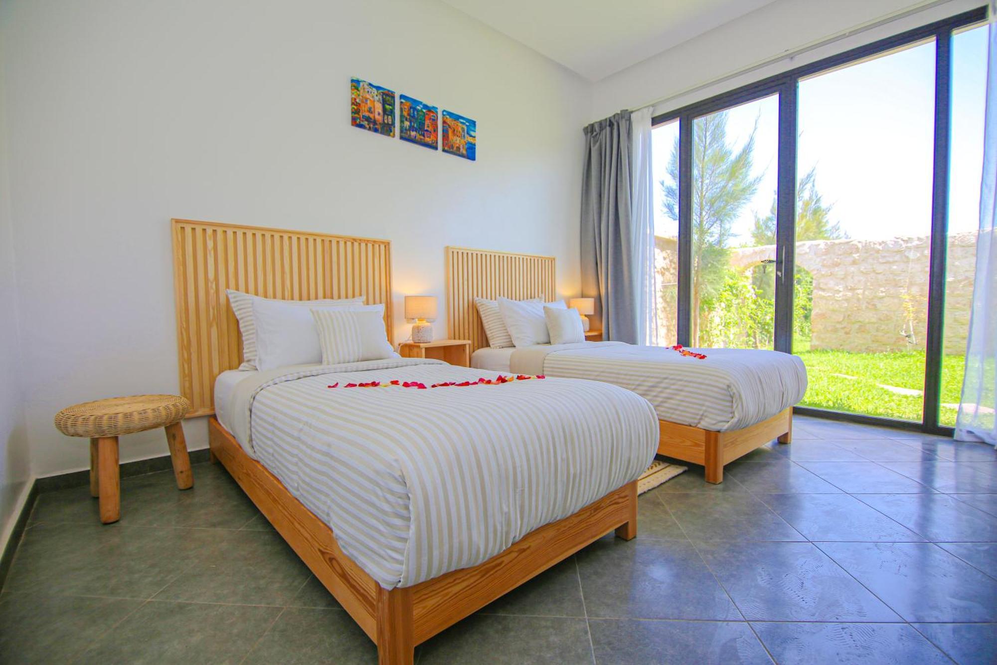 La Rose Bleue - Hoteliere Avec Piscine - Holiday home